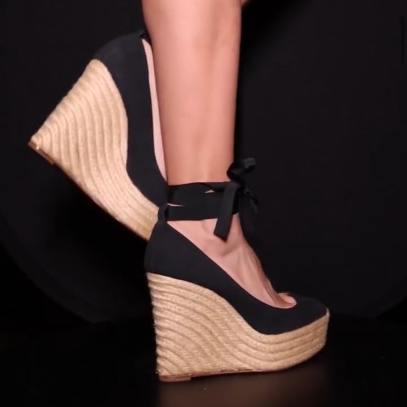 AUTHENTIC LOUBOUTIN BLACK ESPADRILLE WEDGES - Picture 11 of 12